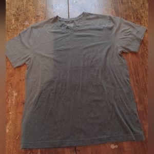 Plain green/gray T-shirt